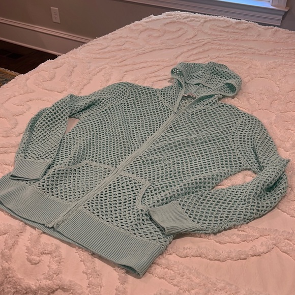 NWOT Pretty Cotton Cover Up - Picture 2 of 9